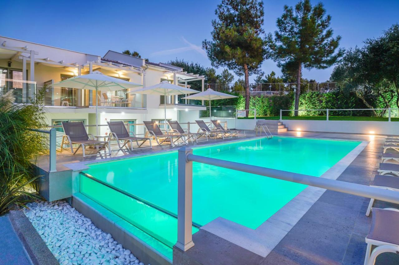 The Elegant Apartments Potos Exterior photo