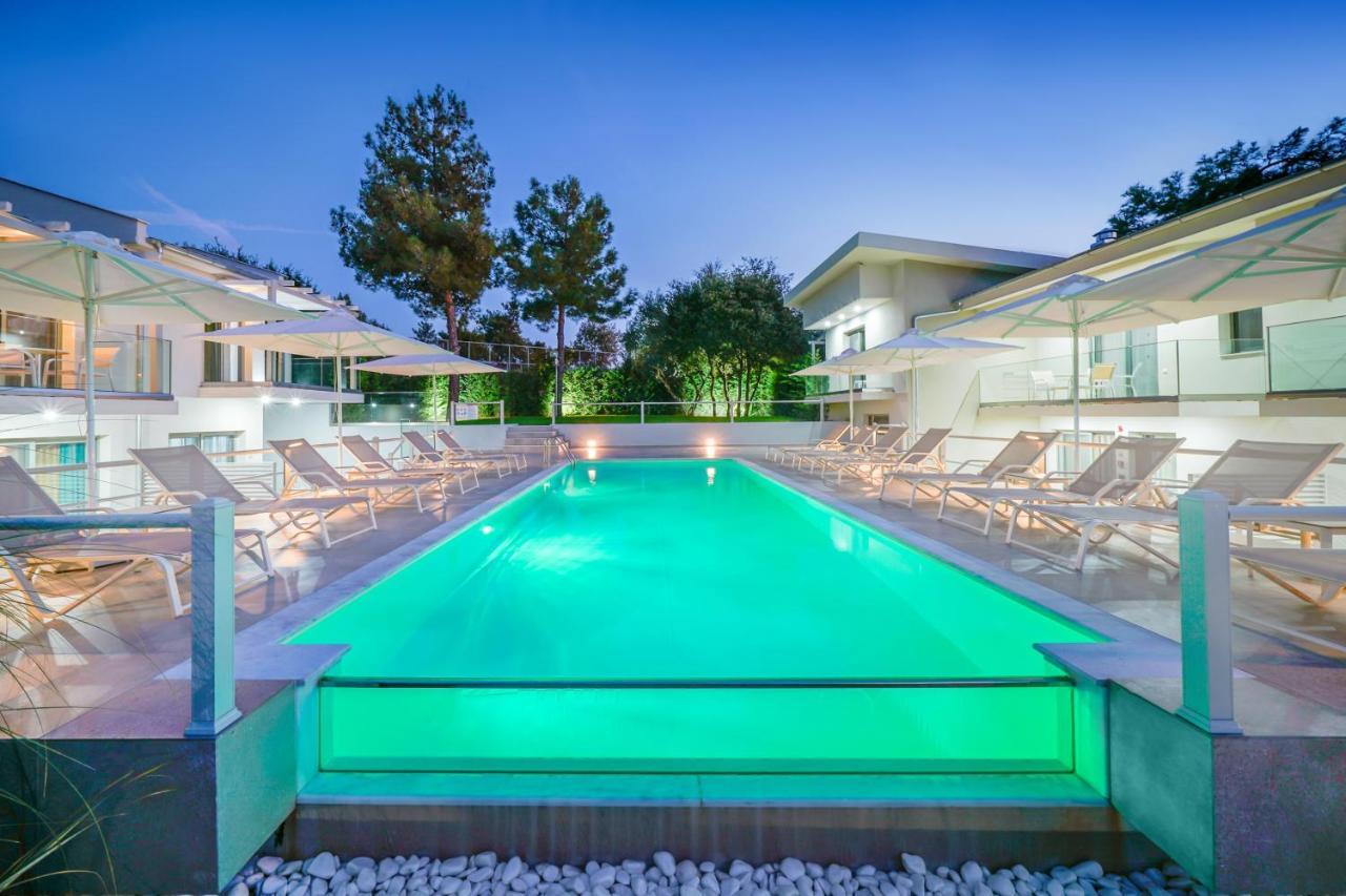 The Elegant Apartments Potos Exterior photo