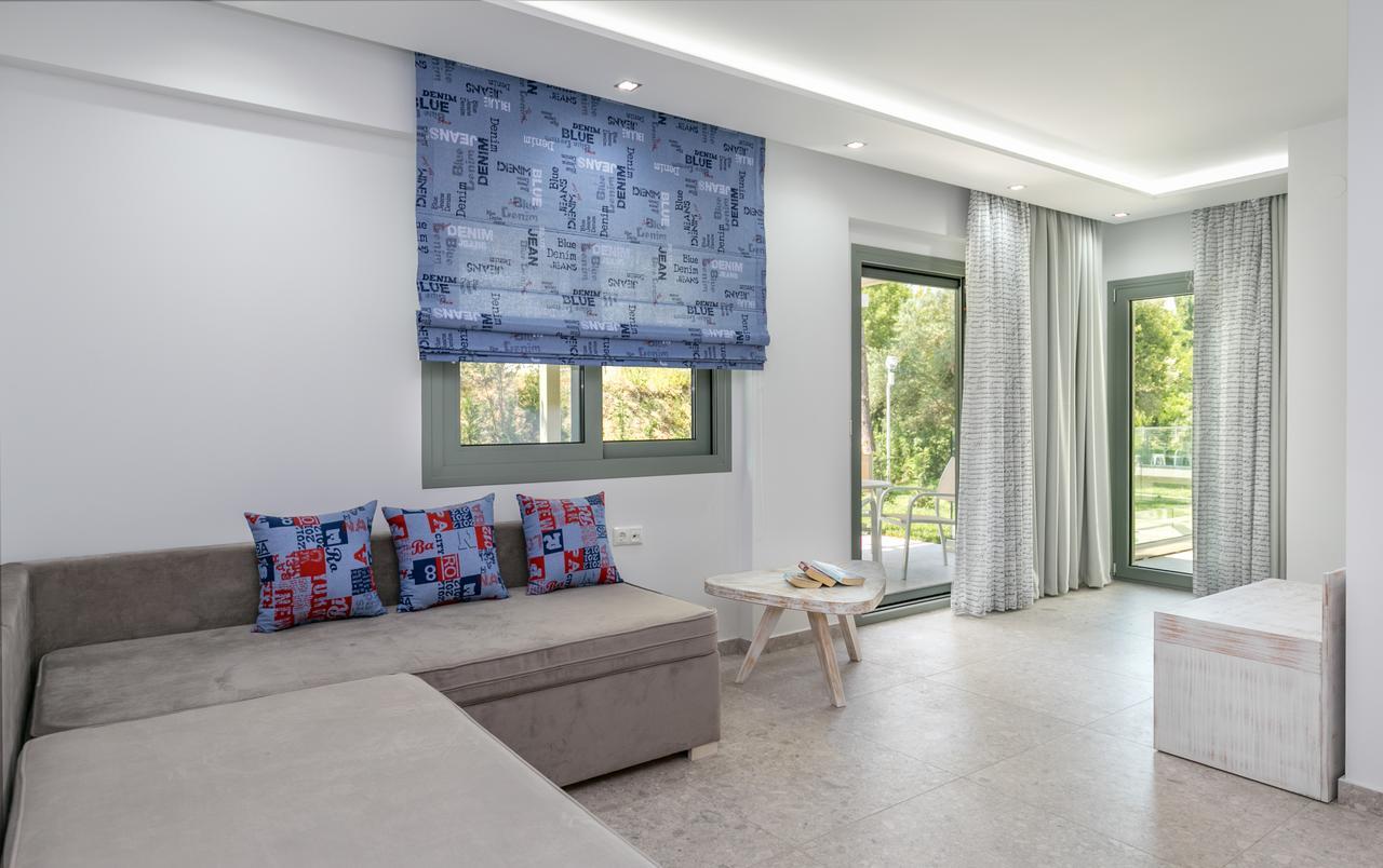 The Elegant Apartments Potos Exterior photo