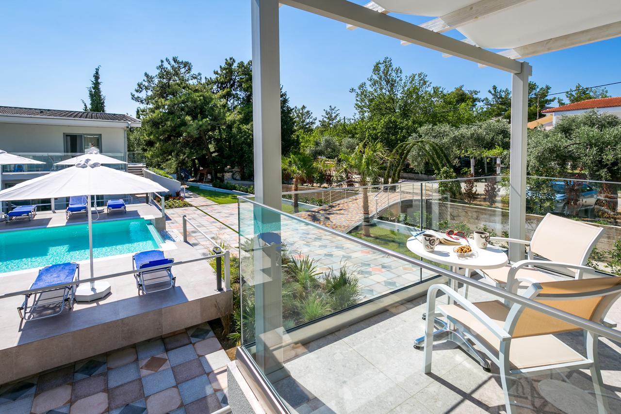 The Elegant Apartments Potos Exterior photo